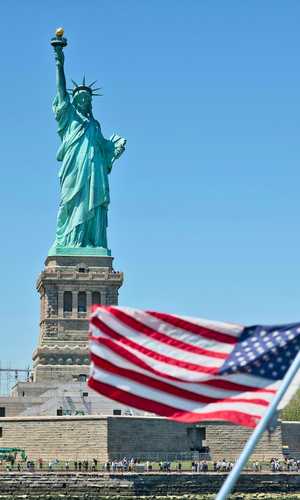 Book your hop-on hop-off sightseeing bus tour in New York, United States – Official tickets, adjustable routes, and free cancellation in 2026